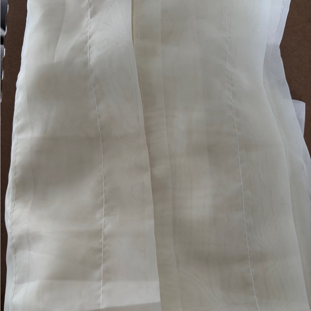 Elegant Cream Curtains - Picture 4 of 4